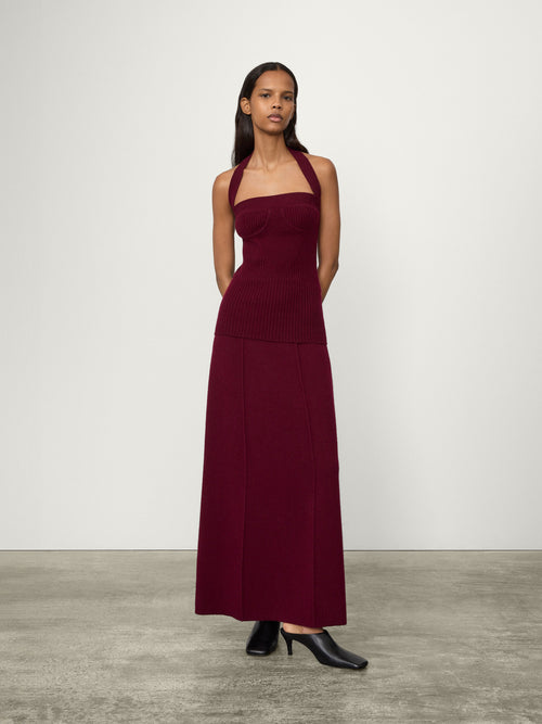 Ameline Skirt Deep Plum | LISA YANG | Vinröd lång kjol med bälteshällor i 100% kashmir