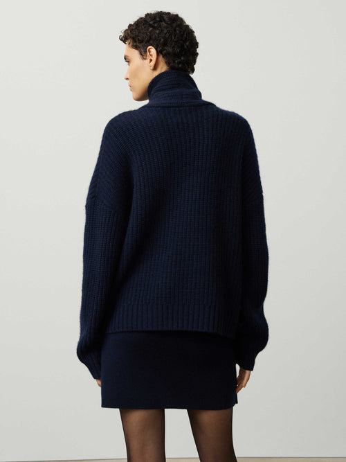 Annalike Cardigan Jacket Navy | LISA YANG | Mörkblå kofta jacka med knappar i 100% kashmir
