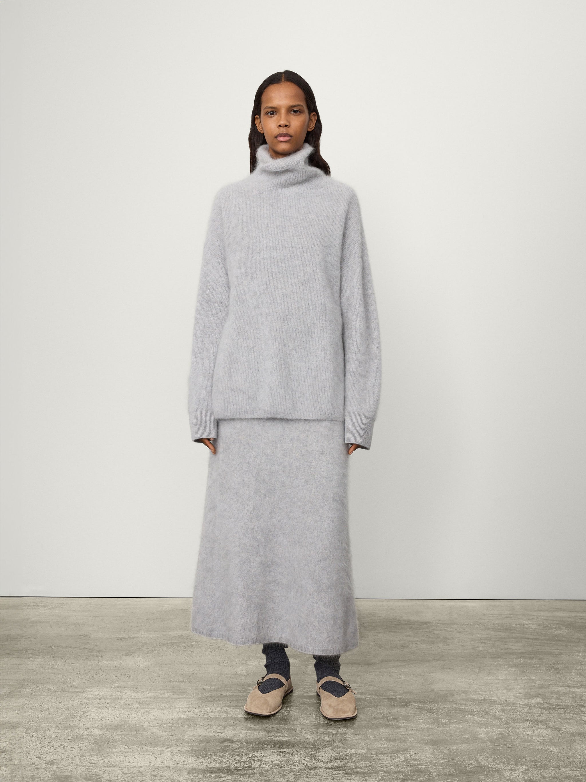 The Teresa Sweater – LISA YANG