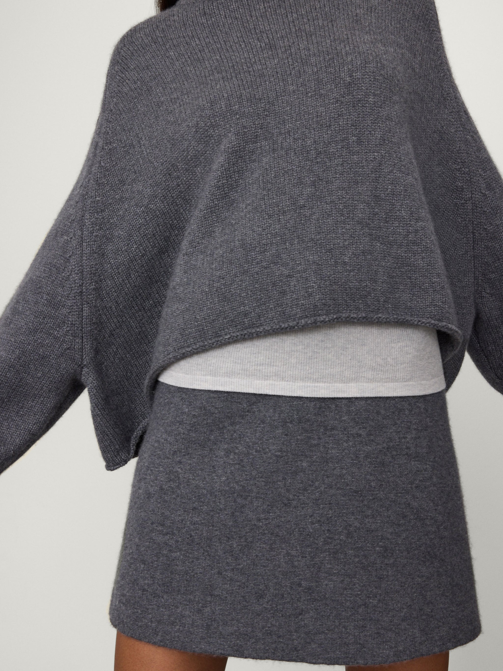 The Karine Sweater – LISA YANG