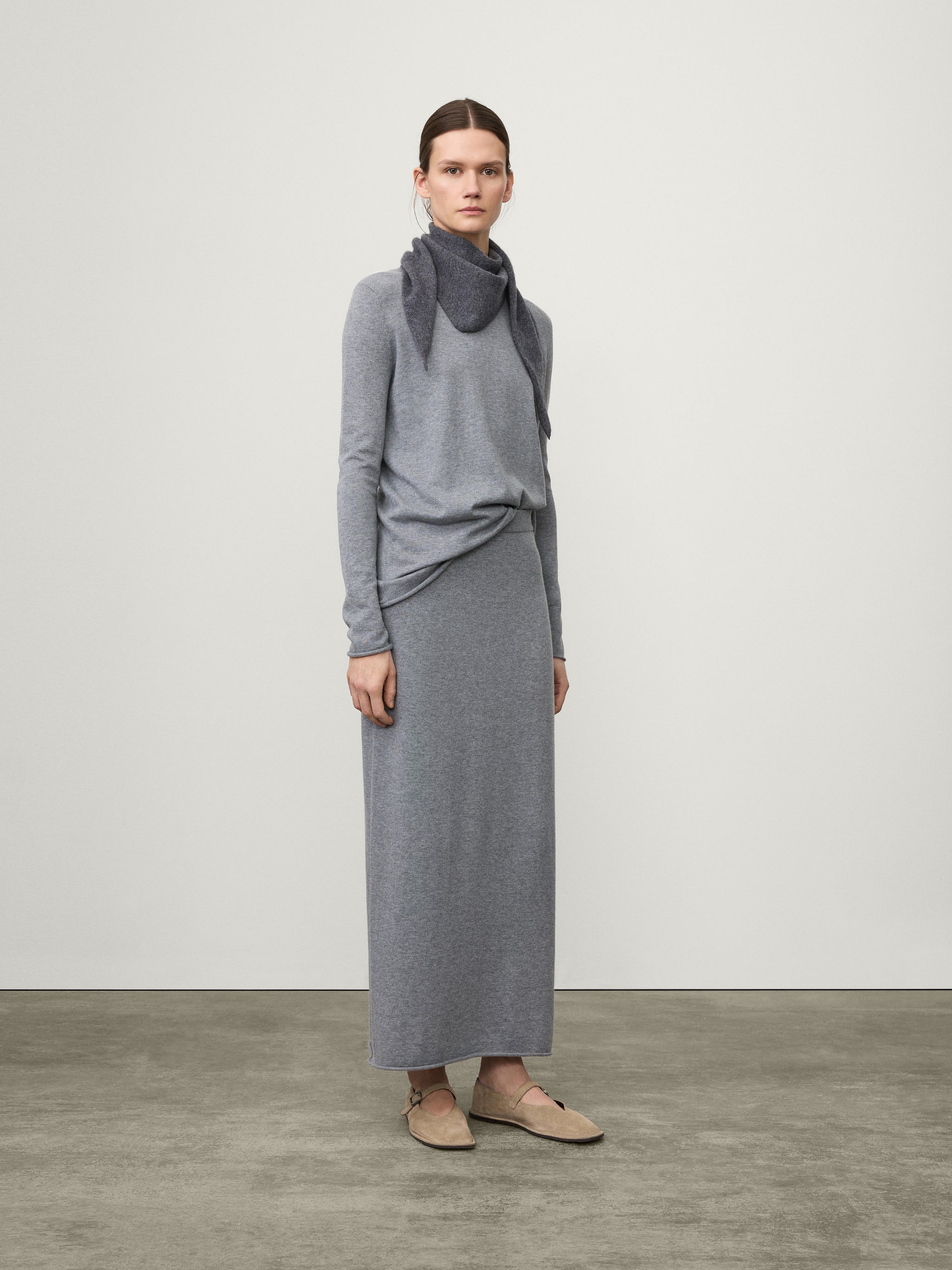 2025116_Charlotta_Skirt_Deep_C