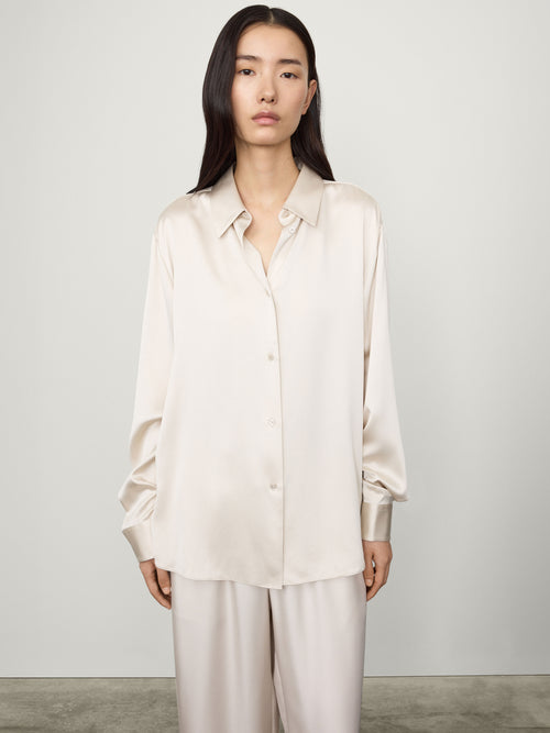 Long Sleeved Button Up Shirt Champagne | LISA YANG | Vit silkes skjorta i 100% silke
