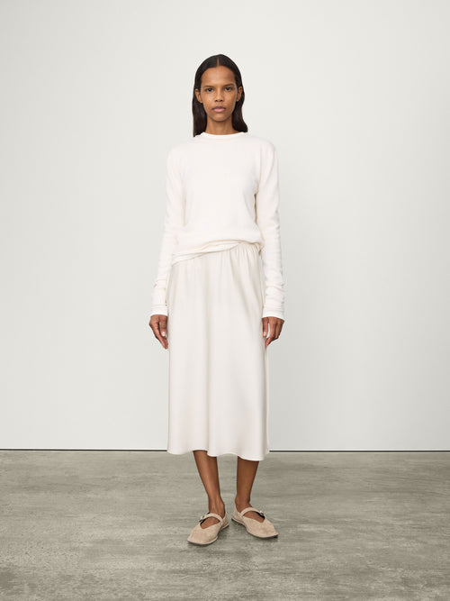 Midi Skirt Champagne | LISA YANG | Vit silkeskjol i 100% silke