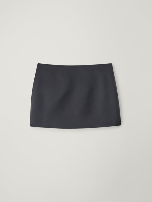 Mini Skirt Midnight | LISA YANG | Kort svart silkeskjol i 100% silke