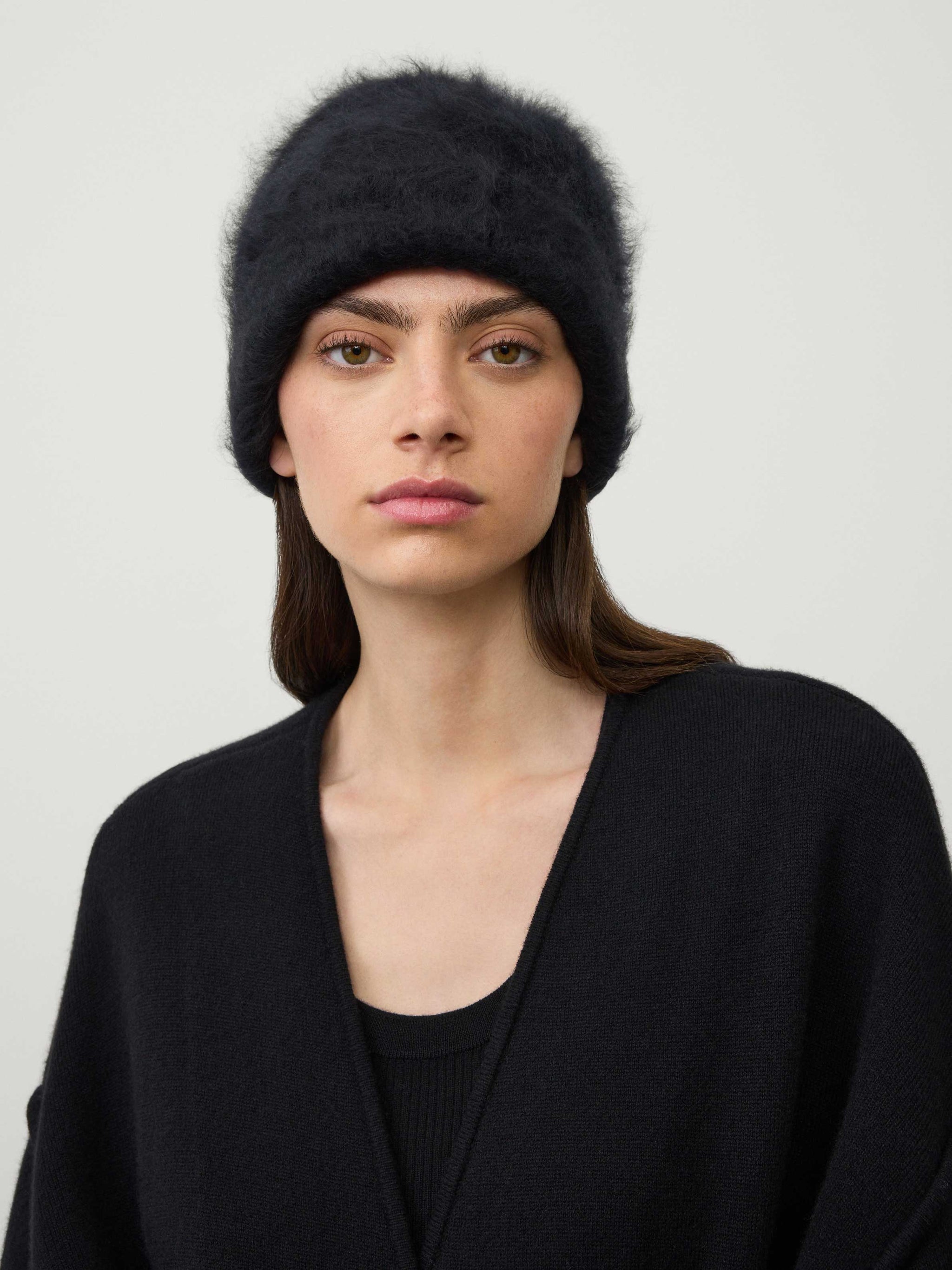The Brushed Beanie – LISA YANG