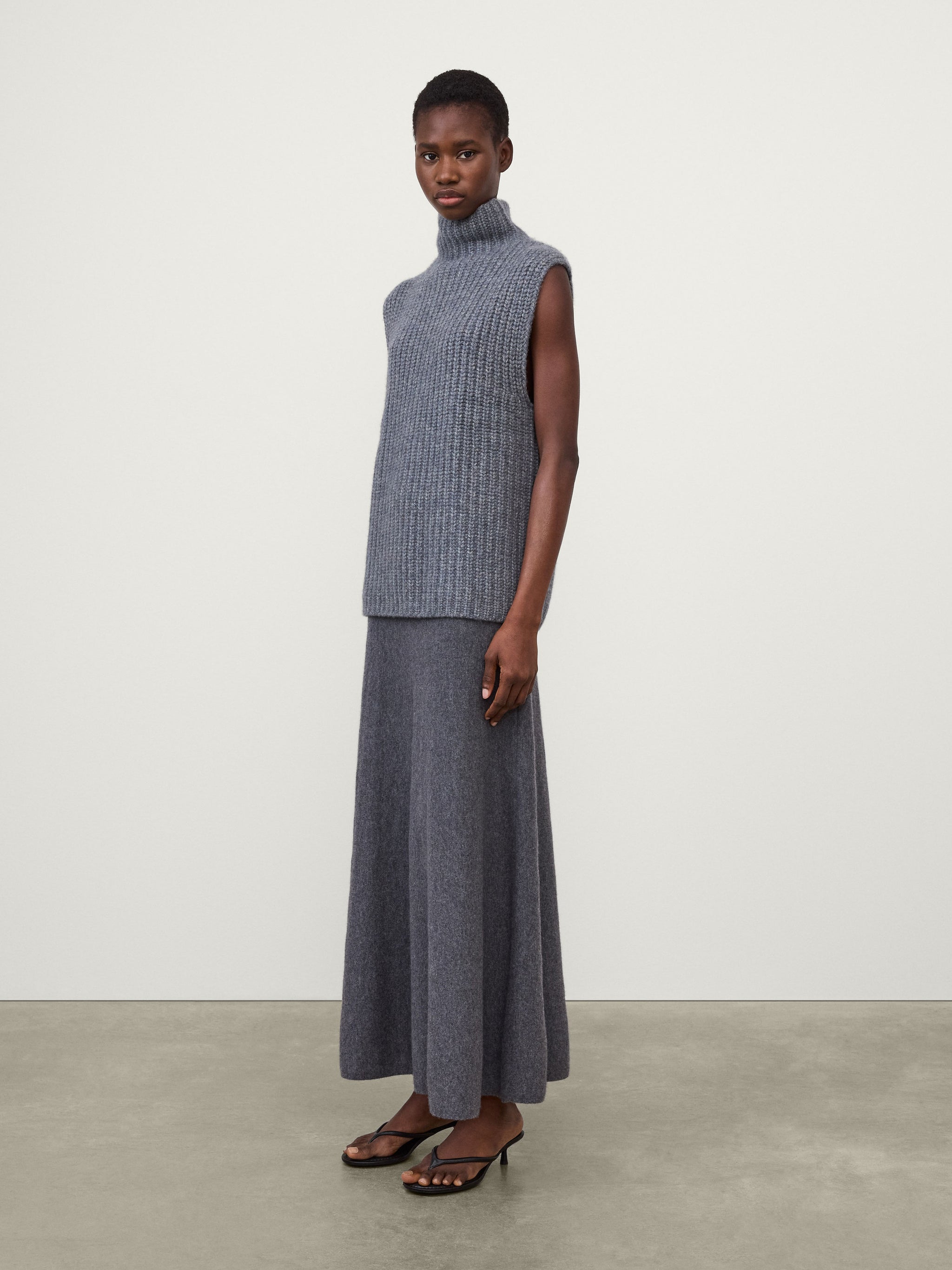 The Joceylne Vest – LISA YANG