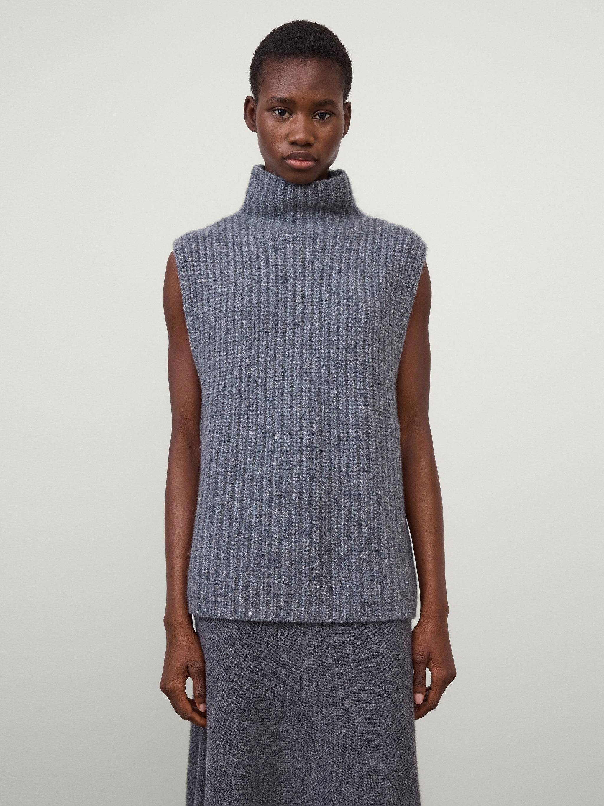 新品未使用‼️タグあり‼️DOUBLE FACE KNIT VEST The Joceylne Vest – LISA YANG