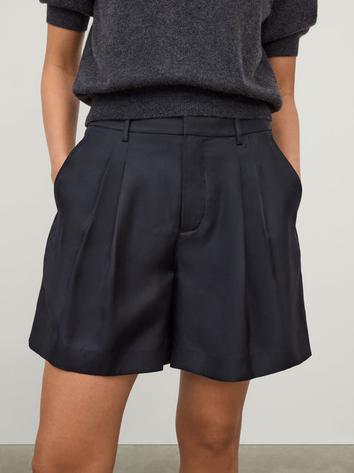 Tailored Wide Leg Shorts