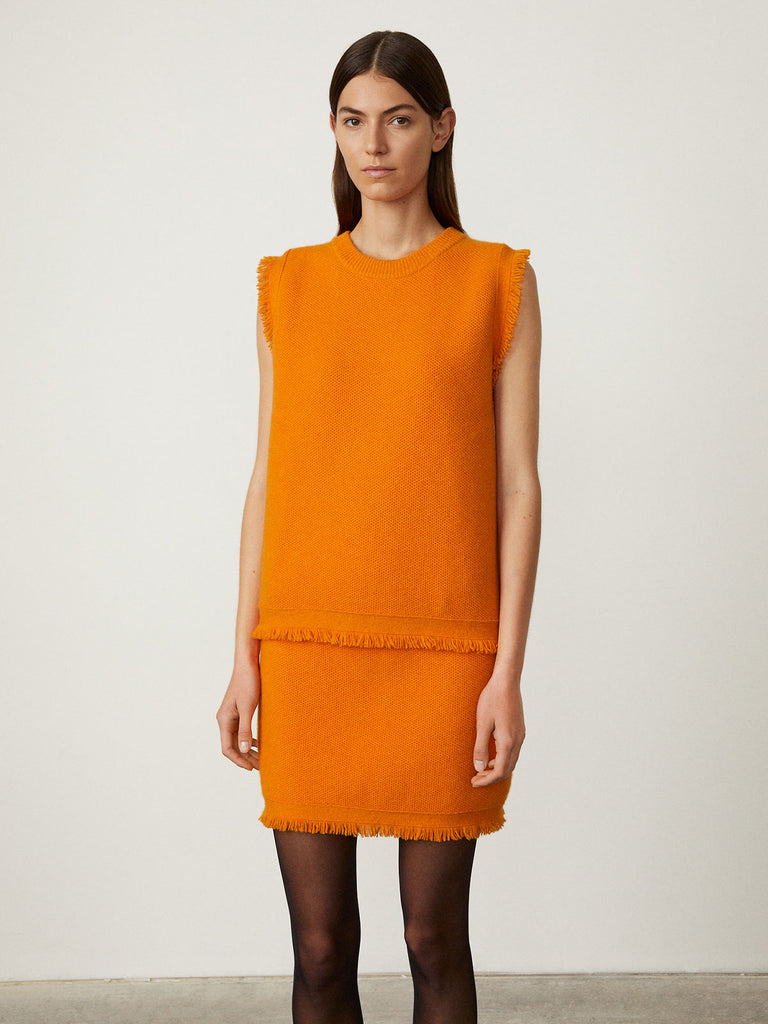 Mathilde Vest Apricot | Lisa Yang | Orange vest top with fringes in 100% cashmere