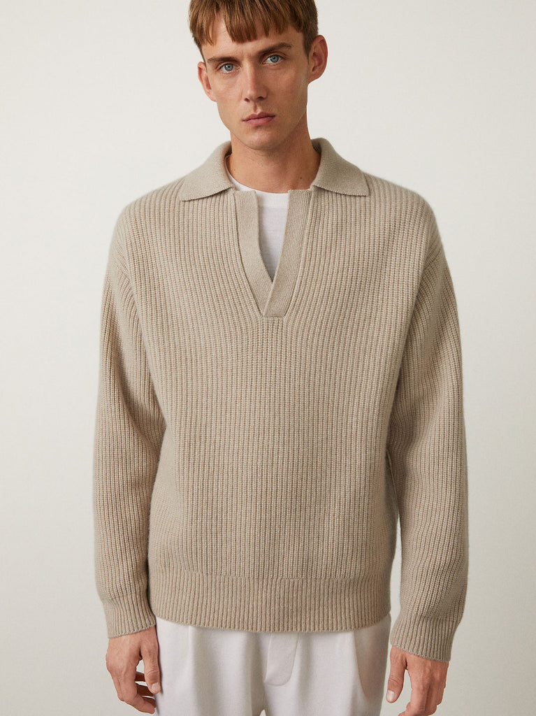 Damien Sweater Sand | Lisa Yang | Beige v-ringad tröja med krage i 100% kashmir