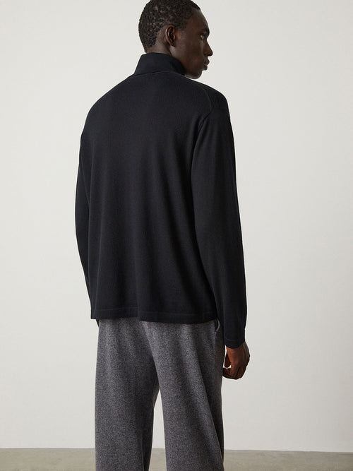 Alain Sweater Black | Lisa Yang | Svart långärmad polotröja i 100% kashmir