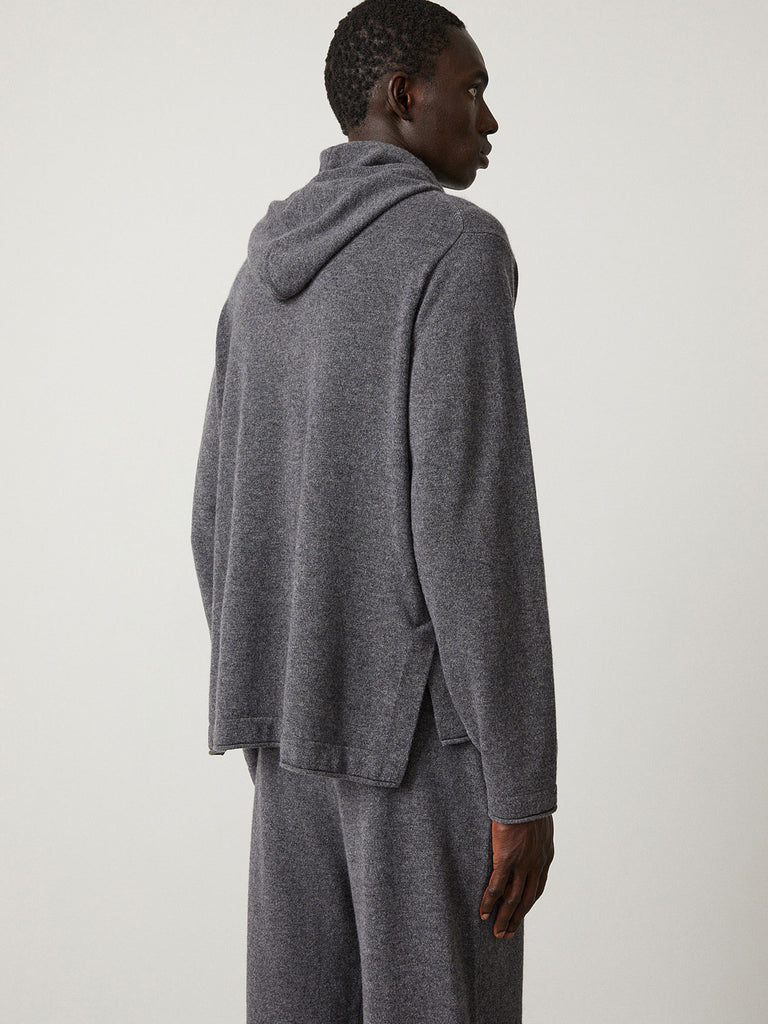 Beau Hoodie Graphite | Lisa Yang | Grå mörkgrå hoodie luvtröja i 100% kashmir