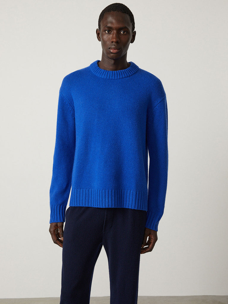 Claude Sweater Cobalt Blue | Lisa Yang | Blå tröja i 100% kashmir